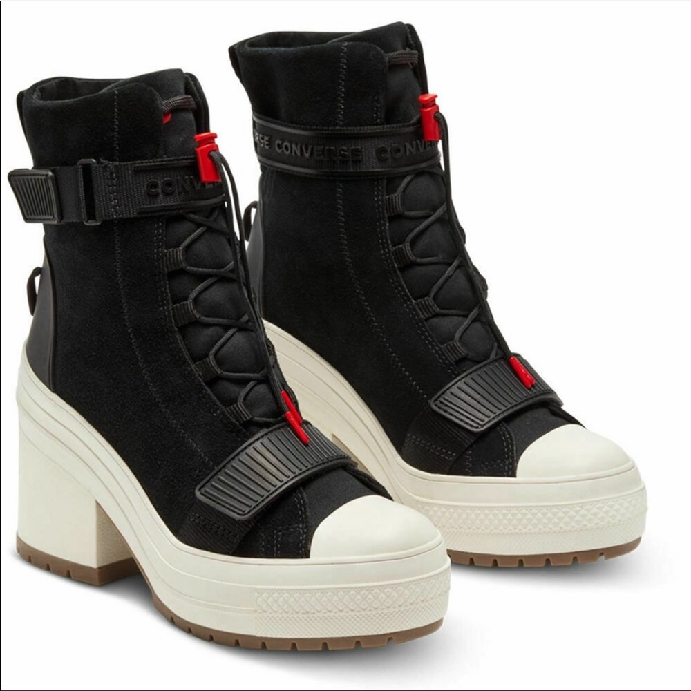 Converse Chuck Taylor All Star lace ups